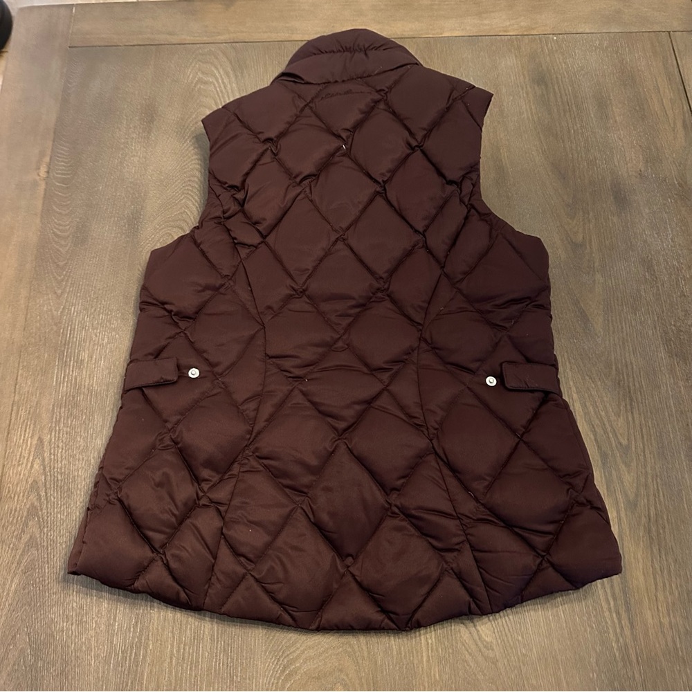 Eddie Bauer Puffer Vest Goose Down Maroon EB650‎ Size Medium Zip - Picture 2 of 7